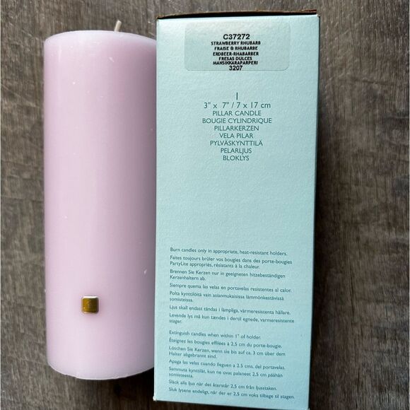 PARTYLITE Strawberry Rhubarb scented Pillar Candle Rare Retired Size 3”X7” NIB - Picture 7 of 9